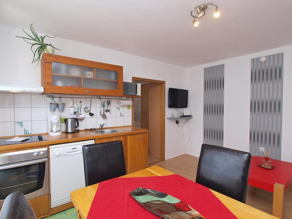 Apartments Elda 1470 Fazana Exterior photo