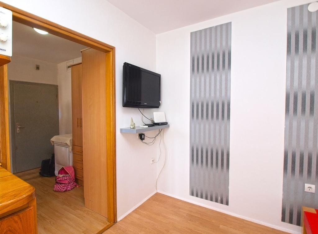 Apartments Elda 1470 Fazana Exterior photo
